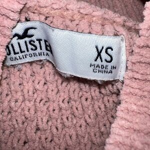 Xs Pink American Eagle Sweater. Very comfy and cozy.